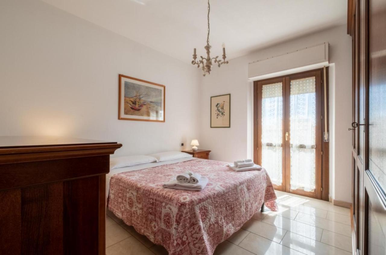 Dimoras Ampio Appartamento Centrocitta Olbia Buitenkant foto